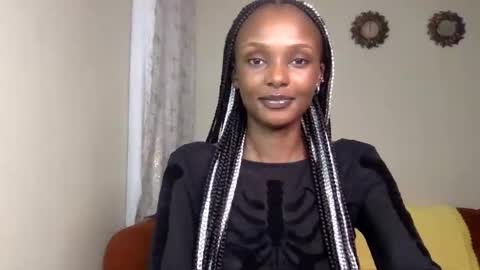 Snapshot of flirtyy_sheery chatting on 5, 3, 2026 sheery online show from 5, 3, 2026