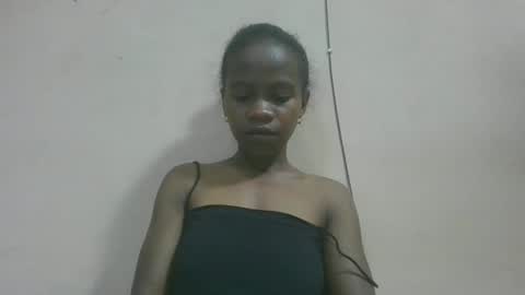 flora48230522373 online show from 5, 5, 2026