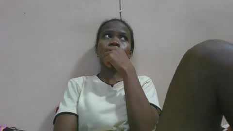 flora48230522373 online show from 26, 5, 2026