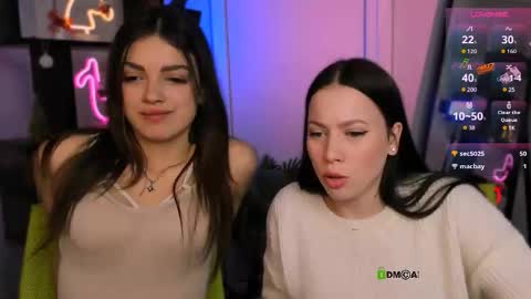 flora_nyx online show from 6, 1, 2026