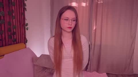 Snapshot of floralarsson chatting on 30, 4, 2026 hey there guys im Flora no not the one from WInx. But I love magical stuff and especially I love nature. I dont know I thin online show from 30, 4, 2026