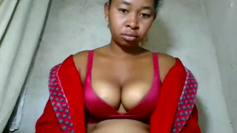Snapshot of florencia011 chatting on 29, 6, 2026 florencia011 online show from 29, 6, 2026