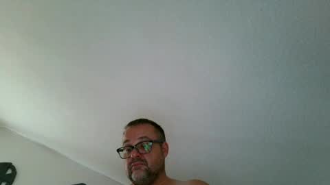 Snapshot of flotterfeger43 chatting on 4, 8, 2026 flotterfeger43 online show from 4, 8, 2026