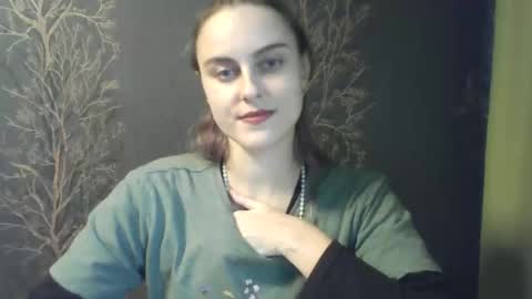 Snapshot of flower_bluee chatting on 22, 10, 2025 Ambika 3 online show from 22, 10, 2025