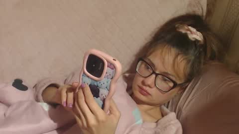 say meow and send tip  online show from 26, 10, 2025