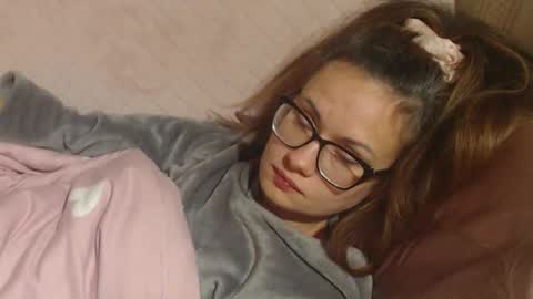 say meow and send tip  online show from 16, 11, 2025