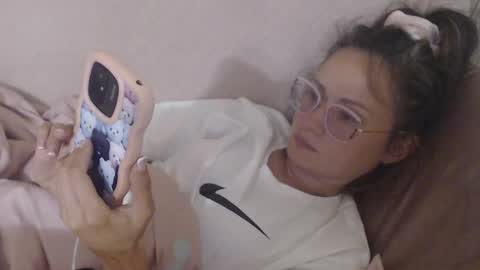 say meow and send tip  online show from 25, 5, 2026