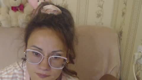 say meow and send tip  online show from 1, 6, 2026