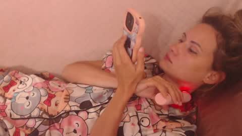 Snapshot of flowercandydoll1313 chatting on 7, 7, 2026 say meow and send tip online show from 7, 7, 2026