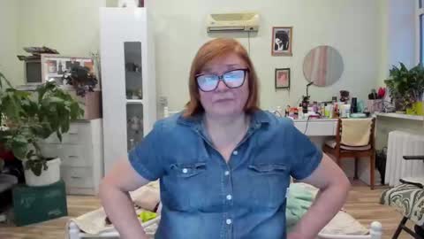 Flowerlower online show from 18, 12, 2025