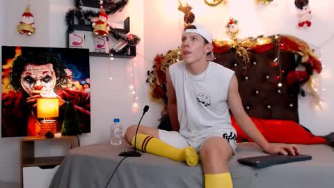 flowers109 online show from 14, 12, 2024