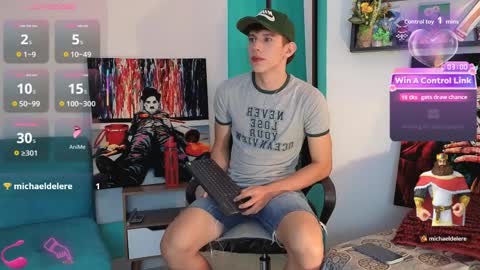 Snapshot of flowers109 chatting on 5, 4, 2026 flowers109 online show from 5, 4, 2026