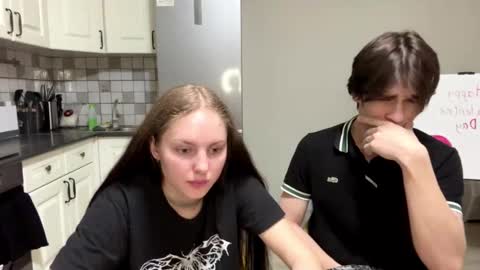 Snapshot of flowerscouple chatting on 21, 2, 2026 flowerscouple online show from 21, 2, 2026