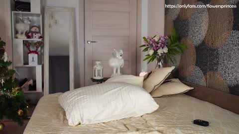Snapshot of flowersprincess chatting on 13, 1, 2025 DARYA   online show from 13, 1, 2025