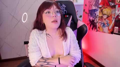  FLUFFY BUBBLE  online show from 26, 2, 2025