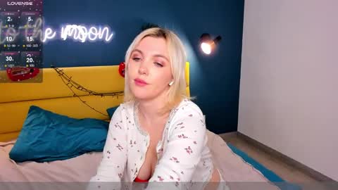 Monica online show from 10, 1, 2025