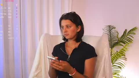 Snapshot of fluffy_waffles chatting on 2, 8, 2026 LilLisa online show from 2, 8, 2026