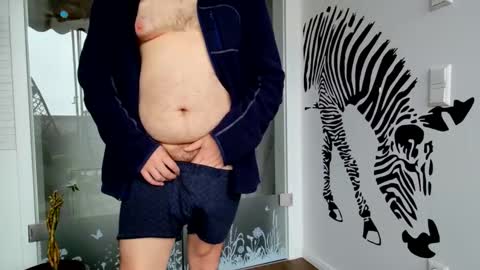 Snapshot of fluffybutt_ chatting on 1, 2, 2026 fluffybutt_ online show from 1, 2, 2026