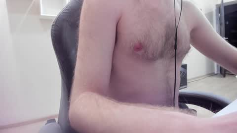 Snapshot of fluffycat_ chatting on 5, 2, 2025 fluffycat online show from 5, 2, 2025