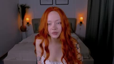 Snapshot of fly_dragon_fly chatting on 4, 5, 2026 fly_dragon_fly online show from 4, 5, 2026