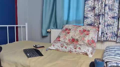Snapshot of flycb chatting on 28, 11, 2025 Fly online show from 28, 11, 2025