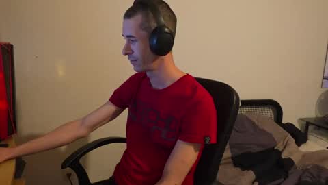 Snapshot of flyhigh92 chatting on 12, 4, 2026 flyhigh92 online show from 12, 4, 2026