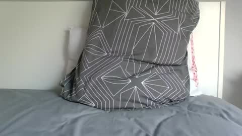 Snapshot of foenixcock chatting on 22, 4, 2026 foenixcock online show from 22, 4, 2026