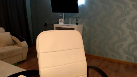 Snapshot of fofhcf chatting on 25, 3, 2026 Molli Ready for any play with you. Hottest show in pvt Help a student earn big tokens online show from 25, 3, 2026