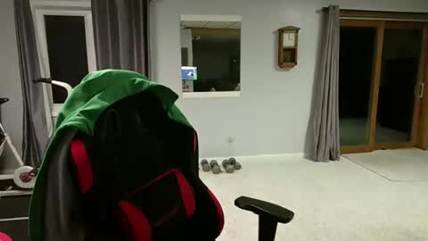 Snapshot of foodforcatfists chatting on 15, 1, 2026 foodforcatfists online show from 15, 1, 2026