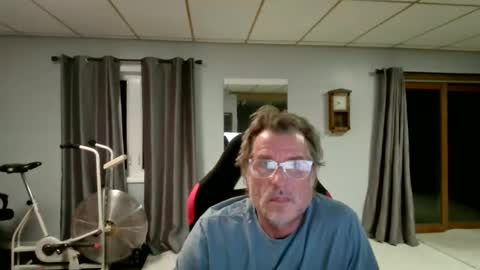 Snapshot of foodforcatfists chatting on 14, 4, 2026 foodforcatfists online show from 14, 4, 2026