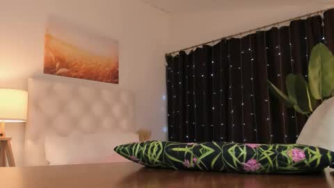 Snapshot of footfetish_baby chatting on 7, 2, 2026 Molly online show from 7, 2, 2026