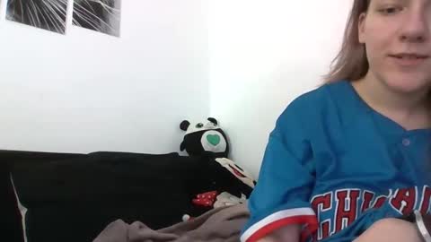 Snapshot of forbidden_doll chatting on 14, 12, 2025 Pussy Queen online show from 14, 12, 2025