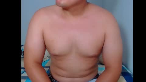 Snapshot of forbidden_games__ chatting on 5, 1, 2025 emely and felix online show from 5, 1, 2025