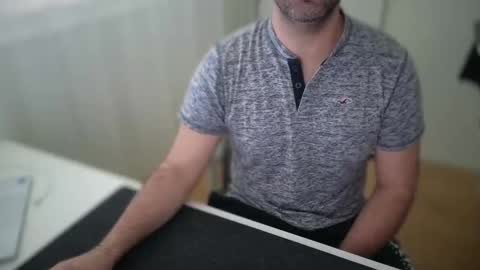 Snapshot of forbiddenshape chatting on 24, 4, 2026 Forbidden Shape online show from 24, 4, 2026