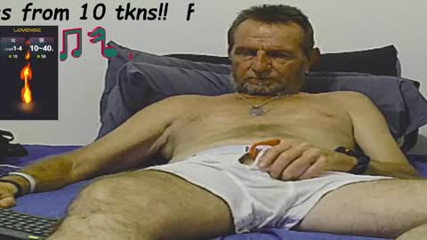 Snapshot of forexxxx_man chatting on 29, 4, 2026 doc online show from 29, 4, 2026