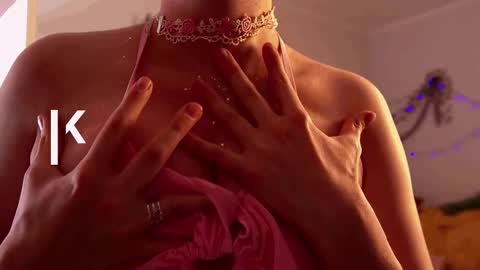 Snapshot of fox_and_dog chatting on 5, 10, 2025 Senya subscribe to telegram channel online show from 5, 10, 2025