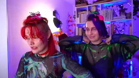 Snapshot of fox_and_dog chatting on 13, 11, 2025 Senya subscribe to telegram channel online show from 13, 11, 2025