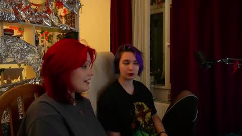 Snapshot of fox_and_dog chatting on 28, 11, 2025 Senya subscribe to telegram channel online show from 28, 11, 2025