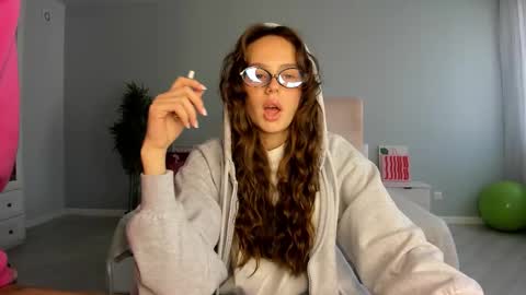 Kira online show from 22, 9, 2025