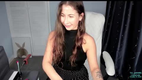 Snapshot of fox_gabriella chatting on 4, 10, 2025 Jasmine Im back online show from 4, 10, 2025