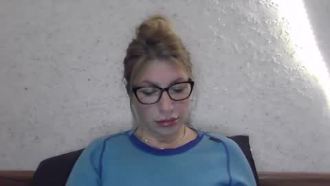 Snapshot of fox_red_lady7 chatting on 17, 12, 2024 fox_red_lady7 online show from 17, 12, 2024