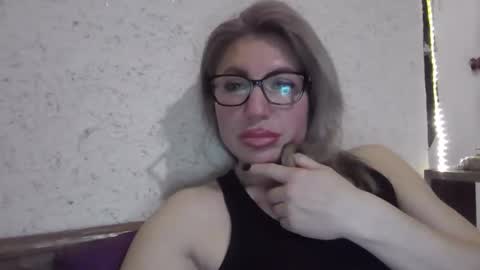 fox_red_lady7 online show from 26, 3, 2026