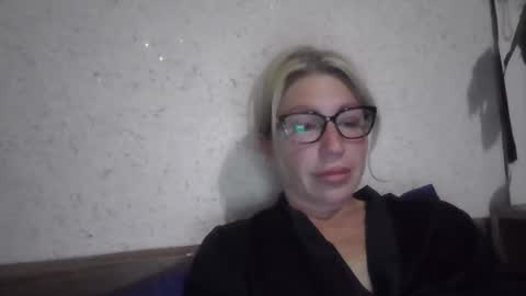 Snapshot of fox_red_lady7 chatting on 3, 6, 2026 fox_red_lady7 online show from 3, 6, 2026