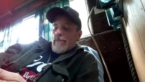 Snapshot of foxbodydave chatting on 21, 9, 2025 foxbodydave online show from 21, 9, 2025