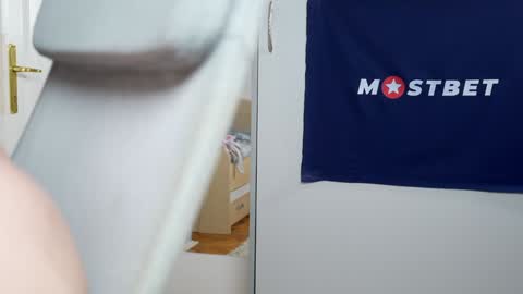 CUSTOM PHOTOS AND VIDEOS -  online show from 12, 1, 2025