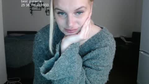 Snapshot of foxfrromearth chatting on 21, 4, 2026 i am your baby Alien online show from 21, 4, 2026