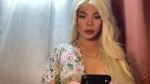 Snapshot of foxli_xx chatting on 13, 3, 2026 KITTY online show from 13, 3, 2026