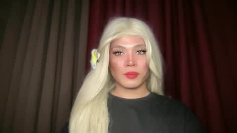 Snapshot of foxli_xx chatting on 6, 4, 2026 KITTY online show from 6, 4, 2026