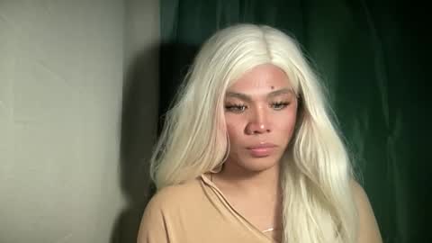 Snapshot of foxli_xx chatting on 25, 4, 2026 KITTY online show from 25, 4, 2026