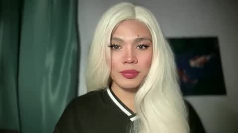 Snapshot of foxli_xx chatting on 29, 4, 2026 KITTY online show from 29, 4, 2026